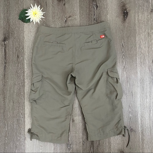 North Face Green Khaki Cargo Cropped Pants Plus - Picture 2 of 11